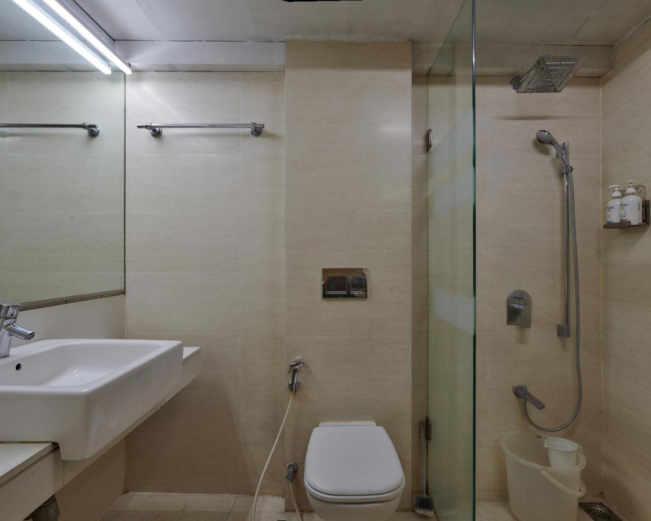 Bentley Hotel Marine Drive Bombaim Exterior foto